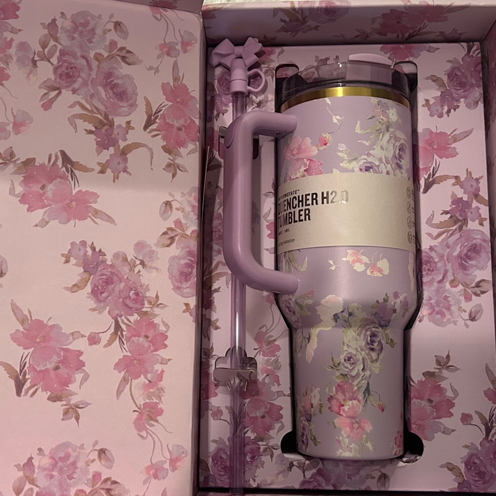 Stanley 40oz Purple Tumbler with Straw